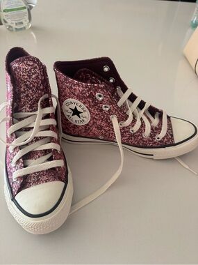 Converse Glitter High Top Sneakers in Pink and White